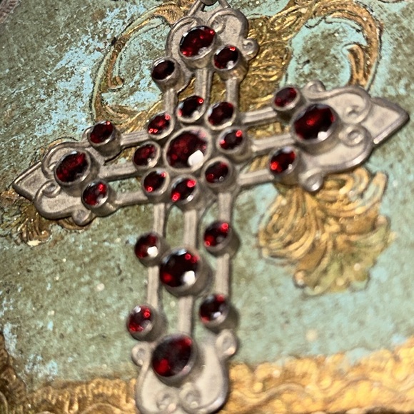 Large faceted garnet encrusted sterling silver antiqued patina  cross vintage - Picture 4 of 10